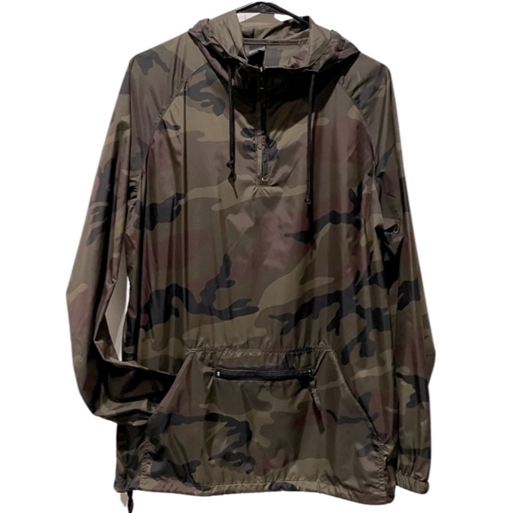 Camo Windbreaker Hooded Pullover.